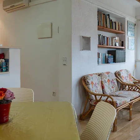 Gerard Apartmán Riumar